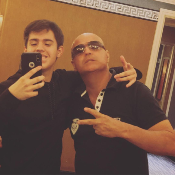 Meet your Posher, Aaron - Picture 1 of 1